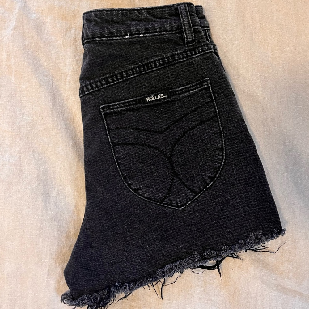 ROLLA’S original black denim shorts
